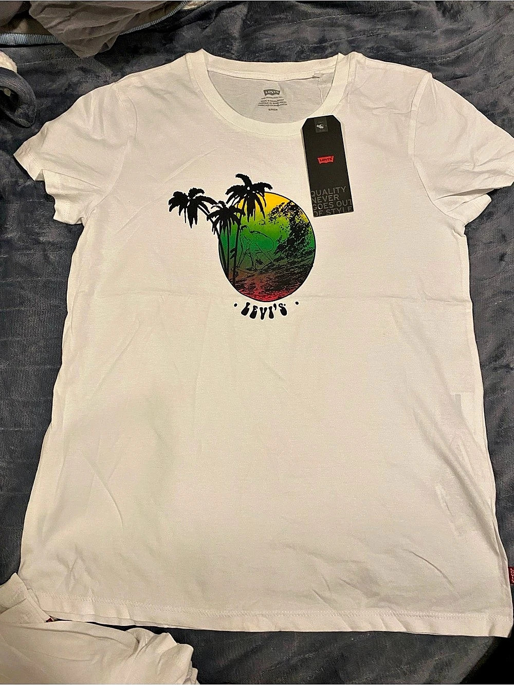 Levi'Small Graphic Sunset Palm Tree T-Shirt Graphic Tee White Small